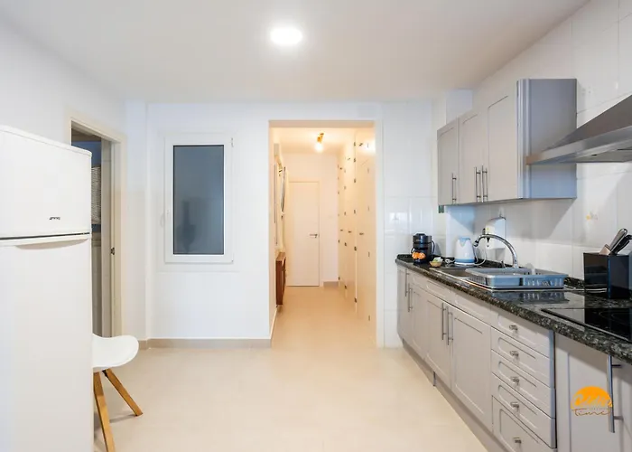 Balcon De Santa Maria Free Parking By Time *